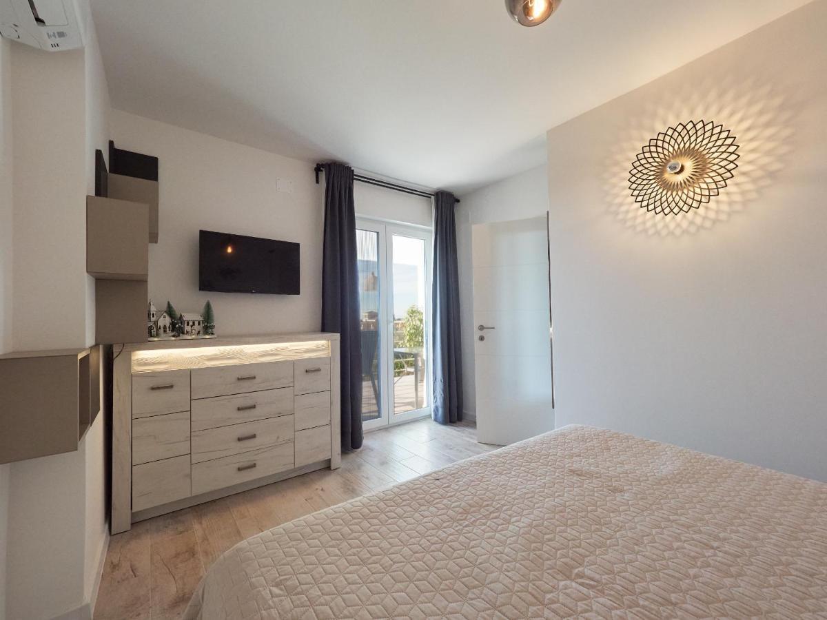 New Apartment Vivano V I D With Amazing View Zambratija  Esterno foto